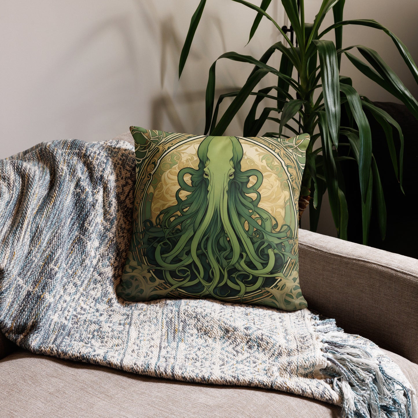 Funda de almohada Cthulhu Art Nouveau