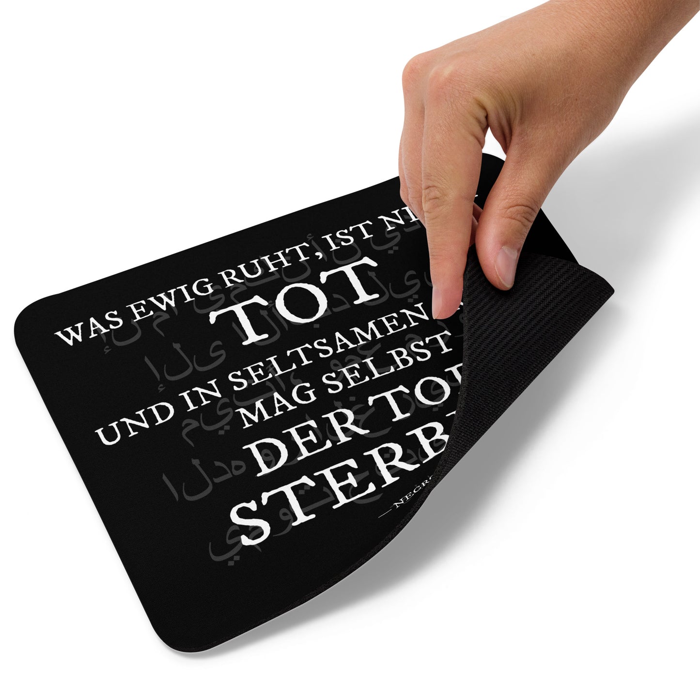 „Nicht tot ist...“ – Das Necronomicon-Zitat en Arabisch und Deutsch Mauspad